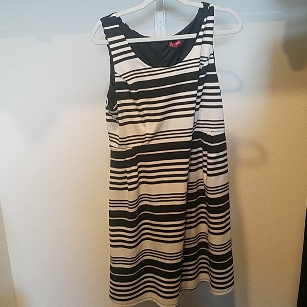 Merona Black and White Striped Midi Dress